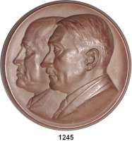 MEDAILLEN AUS PORZELLAN,Staatliche Porzellan-Manufaktur MEISSEN Meissen1940 braun (Erich Oehme).   Adolf Hitler und Benito Mussolini  Gipsform   146 mm.