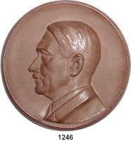 MEDAILLEN AUS PORZELLAN,Staatliche Porzellan-Manufaktur MEISSEN Meissen1941 braun (Erich Oehme).   Adolf Hitler  Gipsform   146 mm.