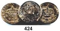 Deutsche Münzen und Medaillen,M Ü N Z S C H M U C K Brosche bestehend aus drei Silbermünzen.  Dänemark, 8 Skilling 1708, 1710 und Polen, Dreigroschen 1597.  50 mm.  7,42 g.