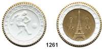 MEDAILLEN AUS PORZELLAN,Staatliche Porzellan-Manufaktur MEISSEN Paris1931 weiß, Rand und Spiegel der Rückseite gold.  Fußball-Länderspiel Frankreich-Deutschland.