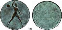 M E D A I L L E N,Sport Bronzegußmedaille o.J. (Sign. H 63).  Landespolizei Südwürttemberg-Hohenzollern.  Dem Sieger im Faustball/Meisterklasse.  Wanderpreis des Regierungspräsidenten.  114 mm.  265,8 g.  Im Originaletui.