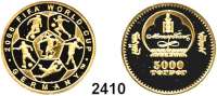 AUSLÄNDISCHE MÜNZEN,Mongolei 5000 Tögrög 2006 (4,56 g fein). Fußball WM 2006 - Spieler im Fußball. GOLD