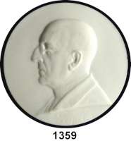 MEDAILLEN AUS PORZELLAN,Andere Hersteller Augarten/ÖsterreichWeiße Medaille o.J.  (Medailleur Grienauer).  Bundespräsident Ignaz Seipel.  Brb. n. l., darunter Signatur 