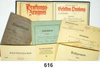 Orden, Ehrenzeichen, Militaria, Zeitgeschichte,Deutschland Drittes ReichUrkundengruppe eines Feldwebels (I. Panzer-Pionier-Bataillon 59).  5 Verleihungsurkunden :  Kraftfahrerbewährungsabzeichen in Bronze; Verwundetenabzeichen in Schwarz; Erinnerungsmedaille mit Spange 