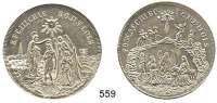 M E D A I L L E N,Religion; Liebe und Ehe Rußland,  Versilberte Medaille o.J.  Taufmedaille.  Taufe Christi im Jordan. / Geburt Christi, darüber Stern von Bethlehem, die Heiligen Drei Könige und die Hirten.  42 mm.  15,77 g.