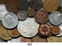 Notmünzen; Marken und Zeichen,0 L O T S     L O T S     L O T SLOT von 77 Marken und Zeichen.