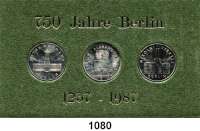 Deutsche Demokratische Republik,Thematische Sätze  750 Jahre Berlin  5 Mark 1987  Alexanderplatz, Rotes Rathaus und Nikolaiviertel.  Im Münzrahmen (grün) 