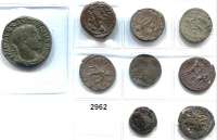 AUSLÄNDISCHE MÜNZEN,L  O  T  S     L  O  T  S     L  O  T  S  LOT von 9 antiken Bronzemünzen.  16 bis 29 mm Ø