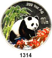 AUSLÄNDISCHE MÜNZEN,China Volksrepublik seit 1949 10 Yuan 1997 (Silberunze/ Farbmünze).  Panda nach rechts im Wald.  Schön 1003.  KM 996.  In Kapsel mit Zertifikat.