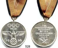 M E D A I L L E N,Olympiade Berlin 1936 Offizielle Olympia-Erinnerungsmedaille von 1936.  Eisen versilbert.  Mit Band.