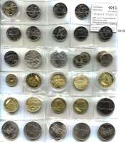AUSLÄNDISCHE MÜNZEN,T H E M A T I S C H E  S A M M L U N G E N  U N D  L O T S  LOT von 31 verschiedenen Kleinmünzen auf Olympische Spiele. China, 1 Yuan(8); Griechenland, 500 Drachmen(6); 2 Euro 2004; Kanada, 25 Cents K/N(9); Österreich, 5 Euro(2); Spanien, 25 Peseten(4), 50 Peseten(1);
