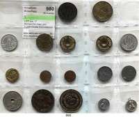 Notmünzen; Marken und Zeichen,0 L O T S     L O T S     L O T S LOT von 17 Marken/Zeichen und ausländische Kleinmünzen.