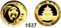 AUSLÄNDISCHE MÜNZEN,China Volksrepublik seit 1949 100 Yuan 2003.  (1/4 Uunze, 7,78g fein).  Panda von vorne.  Schön 1371.  KM 1471.  Fb. B 16.  In Kapsel.  GOLD.