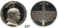 Deutsche Münzen und Medaillen,Preußen, Königreich Wilhelm II. 1888 - 1918 Silbermedaille 1914 (A. Galambos bei Grünthal).  Brustbild rechts mit Adlerhelm. / Jahr und Zitat des Kaisers neben aufgerichtetem Schwert.  Rand: SILBER 990. 34,3 mm.  18,08 g.  Zetzmann 2007.