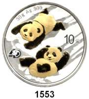 AUSLÄNDISCHE MÜNZEN,China Volksrepublik seit 1949 10 Yuan 2022 (mit Goldapplikation).  Zwei rutschende Pandas.  In Kapsel.