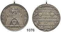 M E D A I L L E N,Schützen Hannover Silbermedaille 1924 (990/ Lauer, Nürnberg).  Deutscher Schützentag und 36. Nordwestdeutsches Bezirksschießen.  33,3 mm.  15,04 g.  Mit Öse.