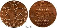 M E D A I L L E N,Städte Rheinsberg Verkupferte Medaille 1966.  Anerkennungsmedaille für Mitarbeit beim Aufbau des 1. Atomkraftwerkes der DDR.  50 mm.  60,2 g.