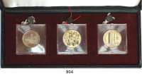 Deutsche Demokratische Republik,Geschenketuis wurden an Mitarbeiter und Gäste vergeben  Etui mit drei Gedenkmünzen (jeweils im Plastikrahmen mit Plombe 2x 