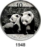 AUSLÄNDISCHE MÜNZEN,China Volksrepublik seit 1949 10 Yuan 2010 (Silberunze).  Panda mit Jungtier.  Schön 1772.  KM 1931.