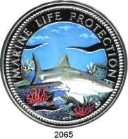 AUSLÄNDISCHE MÜNZEN,Palau  20 Dollars 1999 (Silber, 5 Unzen, Farbmünze).  Schutz der Meeresfauna - Hai.  Schön 37.  KM 49.  Im Etui mit Zertifikat.