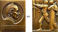 M E D A I L L E N,Städte Zagreb Bronzeplakette o.J. (R. Valdec).  Auf die Errichtung der kroatischen Universität mit Hilfe von Bischof Dr. Josef Juraj Strossmayer.  70 x 57 mm.  132,45 g.