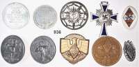 Orden, Ehrenzeichen, Militaria, Zeitgeschichte,Zeitgeschichte  -  Militaria  8 Abzeichen und zwei Aluminiummedaillen 