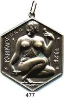 M E D A I L L E N,Varia  Versilberte einseitige Plakette 1928 (Türke).  Karikaturenausstellung der Deutschen Künstlergesellschaft.  49 x 57 mm.  57,02 g.