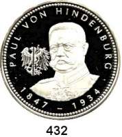 M E D A I L L E N,Personen Hindenburg, Paul von Feinsilbermedaille o.J.  Brustbild Hindenburgs neben geteiltem Reichs-/Bundesadler.  40 mm.  20 g.