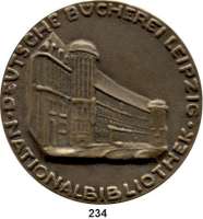 M E D A I L L E N,Städte Leipzig Bronzegußmedaille 1962.  50 Jahre Deutsche Bücherei in Leipzig.  Gebäudeansicht. / 6 Textzeilen.  88 mm.  143,6 g.  Im Etui.