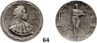 Deutsche Münzen und Medaillen,Preußen, Königreich Friedrich I. (1688) 1701 - 1713 Silbermedaille 1901 (unsigniert, Jean Godet & Sohn, Berlin). 200 Jahre Königreich Preußen. Brustbild rechts zwischen Palmzweigen. / Engel mit Kroninsignien vor aufgehender Sonne, dahinter links das Berliner Stadtschloß, rechts eine Ehrenpforte. 31 mm. 10,45 g. Marienburg 7176. Heidemann 709.