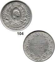 Deutsche Münzen und Medaillen,Preußen, Königreich Wilhelm I. 1861 - 1888 Zinnmedaille 1870.  Auf den Sieg bei Wörth.  Unter der Krone in einem lorbeerumkränzten Rahmen der belorbeerte Kopf des Königs nach rechts.  Dahinter  Fahnen und Waffen. Darunter Textband. /  13 Textzeilen im Eichenlaubkranz,  39 mm.  20,89 g.  Olding 689(Ag).  Marienburg 5780(Ag).