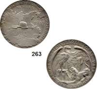 M E D A I L L E N,Medailleur Karl Goetz  Silbermedaille 1939.  Reichs-Protektorat über Böhmen und Mähren.  Kienast 553.  36 mm.  19,82 g.  Rand : BAYER. HAUPTMÜNZAMT. SILBER 900f.