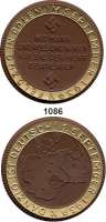 MEDAILLEN AUS PORZELLAN,Staatliche Porzellan-Manufaktur MEISSEN München 1939 braun.  Feldzug in Polen.  Schriftband beiderseits gold.