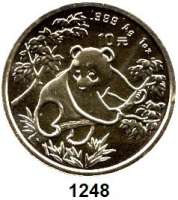 AUSLÄNDISCHE MÜNZEN,China Volksrepublik seit 1949 10 Yuan 1992 (Silberunze).  Panda auf Baum.  Große Jahreszahl.   Schön 408.  KM 397.  In Kapsel.