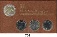 Deutsche Demokratische Republik,Thematische Sätze  Martin-Luther-Ehrung der DDR.  20 Mark 1983  Martin Luther; 5 Mark 1982  Wartburg, 5 Mark 1983 Luthers Geburtshaus in Eisleben und 1983 Schloßkirche zu Wittenberg.  Im Münzrahmen (braun) mit Aufschrift 
