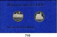Deutsche Demokratische Republik,Thematische Sätze  Messestadt Leipzig.  5 Mark 1984  Thomaskirche in Leipzig und Altes Rathaus in Leipzig.  Im Papprahmen (blau) mit Aufschrift 