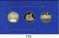 Deutsche Demokratische Republik,Thematische Sätze  Messestadt Leipzig.  10 Mark 1982  Neues Gewandhaus in Leipzig; 5 Mark 1984  Altes Rathaus in Leipzig und Thomaskirche in Leipzig.  Im Münzrahmen (blau) mit Aufschrift 