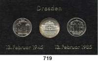 Deutsche Demokratische Republik,Thematische Sätze  40. Jahrestag der Zerstörung Dresdens.  10 Mark 1985  Semperoper, 5 Mark 1985  Zwinger in Dresden und zerstörte Frauenkirche in Dresden.  Im Papprahmen (schwarz) mit Aufschrift 