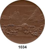 MEDAILLEN AUS PORZELLAN,Staatliche Porzellan-Manufaktur MEISSEN Dessau 1988 braun und weiß.  775 Jahre Stadt.  Weigelt 9122.  (Auflage je 250 Exemplare).  106 und 102 mm.  LOT. 2 Stück.