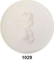 MEDAILLEN AUS PORZELLAN,Staatliche Porzellan-Manufaktur MEISSEN Berlin 1991 weiß.  Staatliche Museen - Prinzessin Radziwill.  Weigelt 10011.  (Auflage 200 Exemplare).  100 mm.