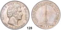 Deutsche Münzen und Medaillen,Bayern Ludwig I. 1825 - 1848 Geschichtstaler 1833.  Denkmal der 30.000 Bayern, welche im russischen Kriege den Tod fanden.  Kahnt 88.  AKS 129.  Jg. 44.  Thun 62.  Dav. 570.
