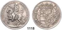 AUSLÄNDISCHE MÜNZEN,Großbritannien Charles II. 1660 - 1685 Silbermedaille o.J. (1672).  Wilhelm III. von Oranien, zum Ritter des Strumpfordens ernannt.  Wilhelm zu Pferd, der Zepter und Zügel hält. /  Gekröntes Wappen, Strumpfband mit Aufschrift.  37,8 mm.  29,72 g.
