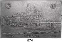 M E D A I L L E N,Eisenkunstguß  Einseitige Plakette 1929 (A. Borßdorf bei Lauchhammer).  1000 Jahre Meißen.  Stadtansicht und oben zwei Wappen.  90/144 mm.  212,8 g.  Lauchhammer Bildguß 1933, S. 252.