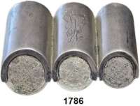 AUSLÄNDISCHE MÜNZEN,Russland LOTS   LOTS   LOTS Münzbehältnis für silberne 10, 15 und 20 Kopekenstücke.  Darin 1x 10, 2x 15 und 1x 20 Kopeken.  64 x 45 mm.