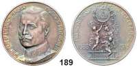Deutsche Münzen und Medaillen,Preußen, Königreich Wilhelm II. 1888 - 1918 Silbermedaille 1913 (L. Chr. Lauer, Nürnberg).  Zum 25. Jahrestag seiner Regierung.  Brustbild von vorn links. /  Drei Putti mit erhobenem Medaillon, darin die Kaiserkrone.  Rand : SILBER 990.  33,5 mm.   17,89 g.