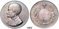 AUSLÄNDISCHE MÜNZEN,Frankreich 3. Republik 1870 - 1940 Silbermedaille o.J. (Honoré de Longueil).  Olivier de Serres.  Landwirtschafliche Gesellschaft des Département Eure.  Brustbild nach links. /  Kranz und Tierköpfe.  Randpunze:  ARGENT.   51 mm.  60,73 g.