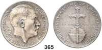 M E D A I L L E N,Personen Hitler, Adolf Silbermedaille 1938 (Hanisch-Concée ). Auf den Anschluß Österreichs und die Eingliederung des Sudetenlandes. Hitlerkopf rechts. / Reichsapfel zwischen den Daten des Anschlusses Österreichs und des Viermächteabkommens . Rand : MÜNZAMT WIEN 900. 36 mm. 21,93 g. Colbert-Hyder C 114. In Originalschachtel.