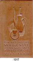 MEDAILLEN AUS PORZELLAN,Staatliche Porzellan-Manufaktur MEISSEN Erfurt 1961 braun (125 x 75 mm).  Verdienst-Plakette VVB Keramik.  Gipsform.  Auflage 300 Exemplare.  W. 3196.1.0.