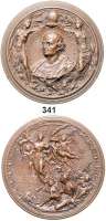 M E D A I L L E N,Personen Columbus, Christoph Bronzemedaille 1892 (Pogliaghi/Cappuccio/Johnson, Milano). 400. Jahrestag der Entdeckung Amerikas durch Christoph Kolumbus. Büste nach links gewandt, umgeben von den allegorischen Figuren Amerikas und Europas, die sich unter Lorbeer- und Palmzweigen die Hände reichen, oben die Weltkugel. / Allegorische Szene. 59,5 mm. 92,33 g.