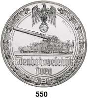 M E D A I L L E N,Weltkrieg Feinsilbermedaille o.J. (nach 1980, P. P. Steiner). Eisenbahngeschütz DORA. 50 mm. 35 g.